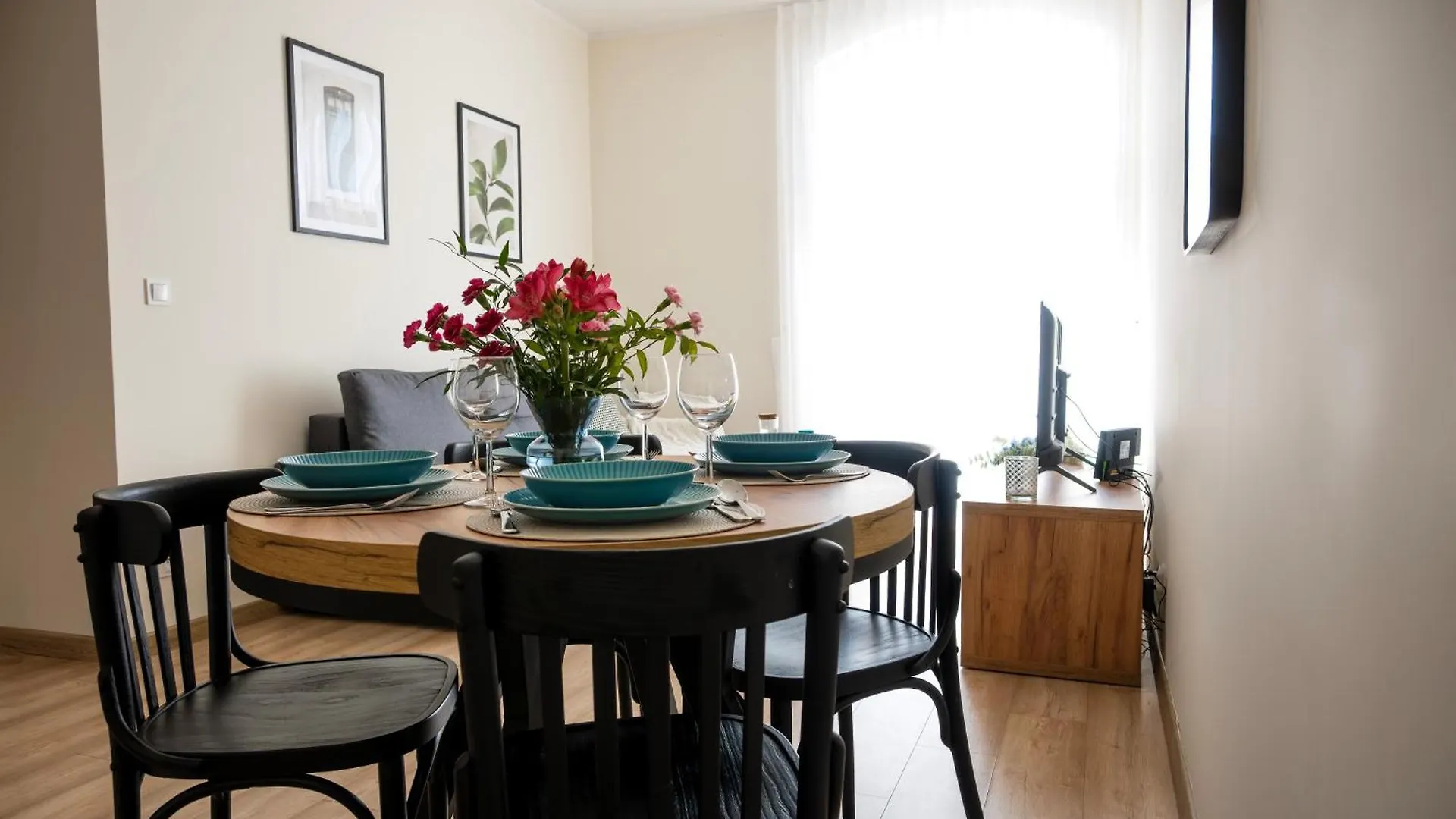 Apartament Na Lazarzu 12 contacts